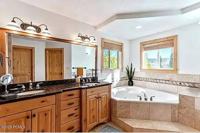7813 Susans Circle, Park City, UT 84098 - Photo 17