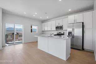 2389 N Wildwood Ln, Heber City, UT 84032 - Photo 5