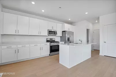 2389 N Wildwood Lane, Heber City, UT 84032 - Photo 7