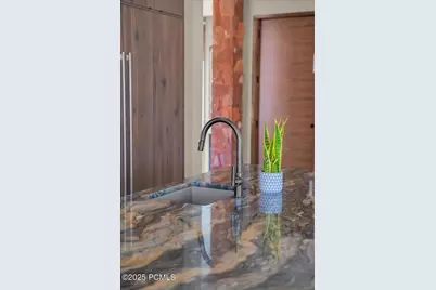 784 N Sanctuary Place, Ivins, UT 84738 - Photo 11