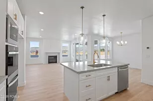 1877 S Sawmill Blvd, Heber City, UT 84032 - Photo 11