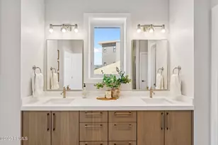 881 E Grizzly Draw Ct, Hideout, UT 84036 - Photo 15