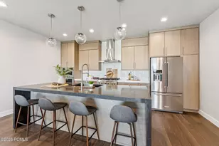 881 E Grizzly Draw Ct, Hideout, UT 84036 - Photo 5