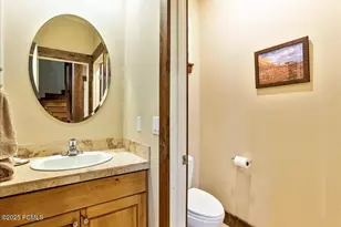 4757 S Meadowview Rd, Murray, UT 84107 - Photo 31