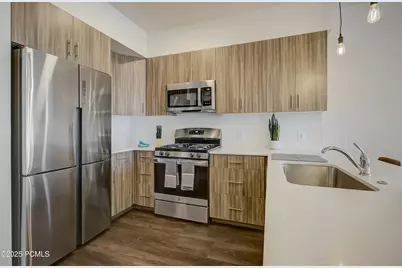 6495 Serviceberry Drive #Unit B205, Park City, UT 84098 - Photo 3