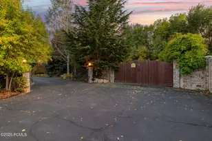 2238 E Cottonwood Cove Ln, Cottonwood Heights, UT 84121 - Photo 111