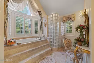 2238 E Cottonwood Cove Ln, Cottonwood Heights, UT 84121 - Photo 27