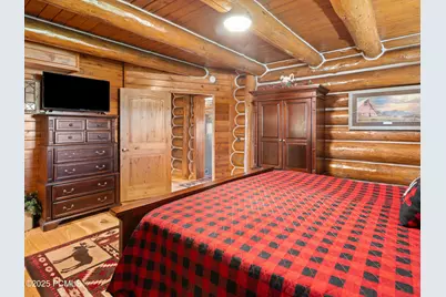 7768 N 1075, Huntsville, UT 84317 - Photo 25