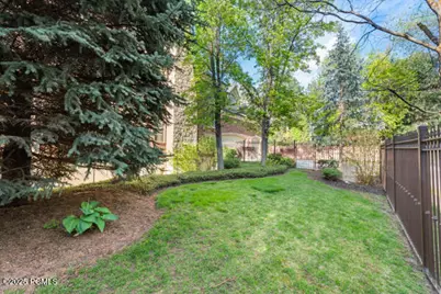 2062 E Walker Lane, Salt Lake City, UT 84117 - Photo 47