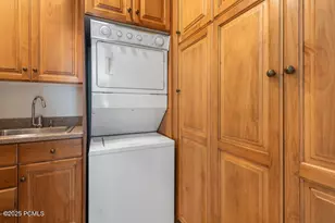 2062 E Walker Ln, Salt Lake City, UT 84117 - Photo 29