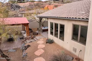 996 Homestead Cir, Saint George, UT 84770 - Photo 9