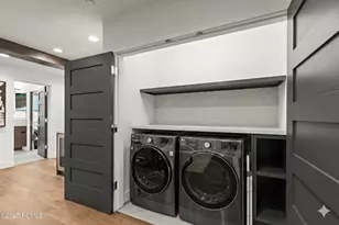 611 Rossie Hill Dr, Park City, UT 84060 - Photo 21