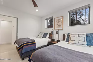 611 Rossie Hill Dr, Park City, UT 84060 - Photo 31