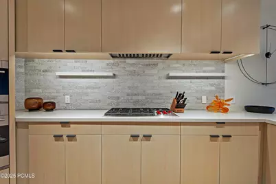 7677 Village Way #301, Park City, UT 84060 - Photo 17