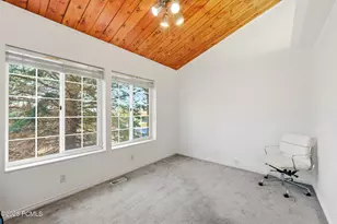 11551 S Woodhampton Dr, Sandy, UT 84092 - Photo 23