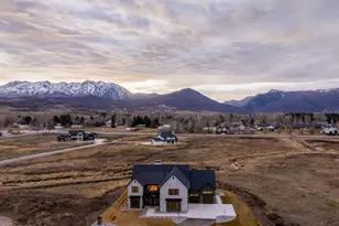 387 E 7900 St, Huntsville, UT 84317 - Photo 11