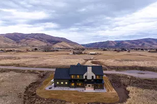 387 E 7900 St, Huntsville, UT 84317 - Photo 81