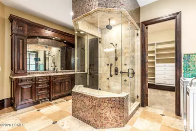 6150 S Murdoch Woods Place, Holladay, UT 84121 - Photo 11