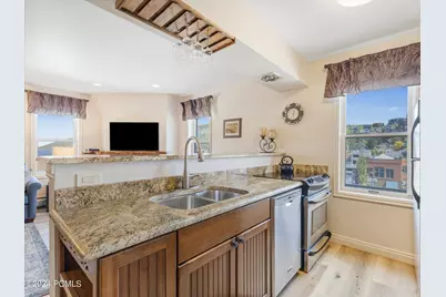 424 Park Avenue #D, Park City, UT 84060 - Photo 7