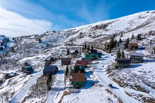 6809 N 6725, Eden, UT 84310 - Photo 69