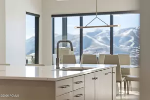 1105 E Longview Dr, Hideout, UT 84036 - Photo 19