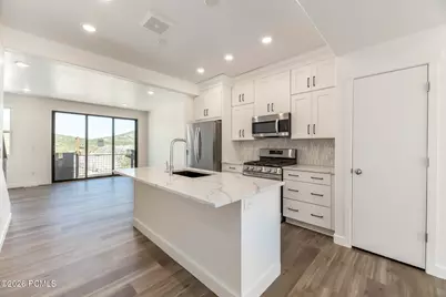 2002 W Pointe Drive #E3, Heber City, UT 84032 - Photo 3