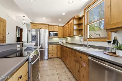 325 Park Avenue, Park City, UT 84060 - Photo 9