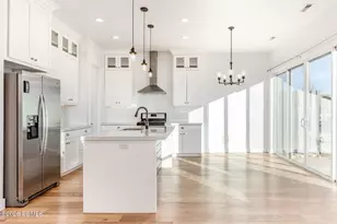 554 N 1150, Midway, UT 84049 - Photo 3