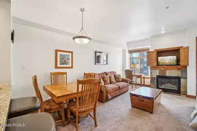 3720 N Sundial Court #B304, Park City, UT 84098 - Photo 5
