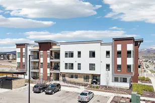 6523 Serviceberry Dr, Park City, UT 84098 - Photo 3