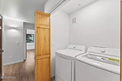 1600 Pinebrook Boulevard #Apt E4, Park City, UT 84098 - Photo 15