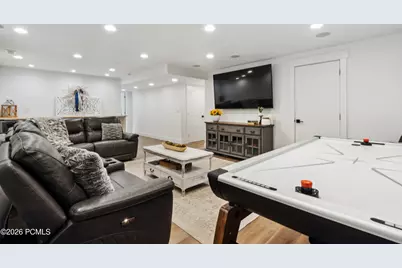 215 E 300, Midway, UT 84049 - Photo 29