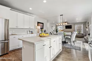 215 E 300, Midway, UT 84049 - Photo 13