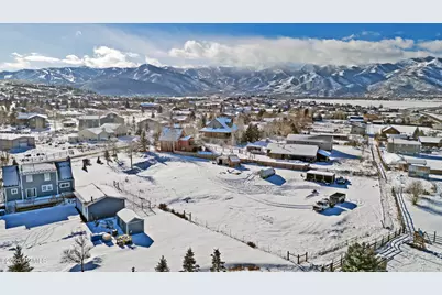 295 Countryside Circle, Park City, UT 84098 - Photo 13