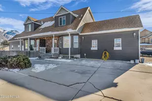 7462 S 2300, Cottonwood Heights, UT 84121 - Photo 1