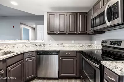 900 Bitner Road #M 17, Park City, UT 84098 - Photo 7