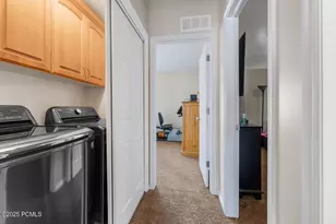 7819 S Spruce Tree Ln, Sandy, UT 84094 - Photo 13