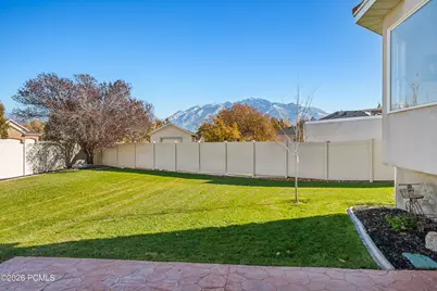 11694 S Stone Crest Circle, Riverton, UT 84065 - Photo 25