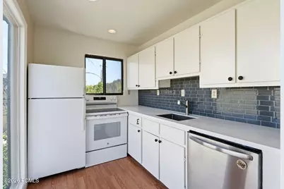 4553 W Balsam Drive, Park City, UT 84098 - Photo 5