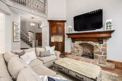 5083 S Clarenden Place, Holladay, UT 84117 - Photo 3