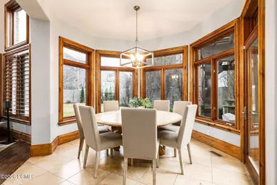 5083 S Clarenden Place, Holladay, UT 84117 - Photo 5