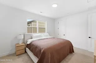 8569 S Round Stone Cove, Sandy, UT 84094 - Photo 33