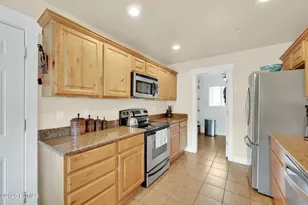 8374 E Lake Pines Dr, Heber City, UT 84032 - Photo 9