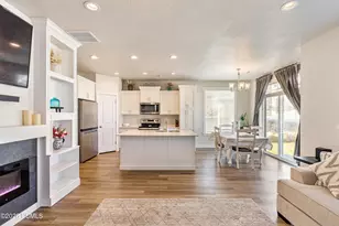 3381 E Stillwater Dr, Eagle Mountain, UT 84005 - Photo 13