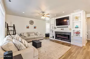 3381 E Stillwater Dr, Eagle Mountain, UT 84005 - Photo 15