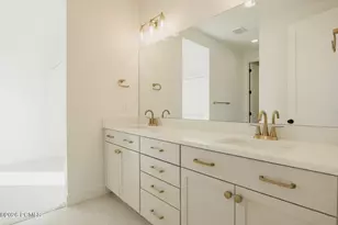 2863 E Hayloft Ln, Heber City, UT 84032 - Photo 7