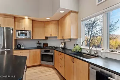 8762 Gorgoza Drive, Park City, UT 84098 - Photo 11