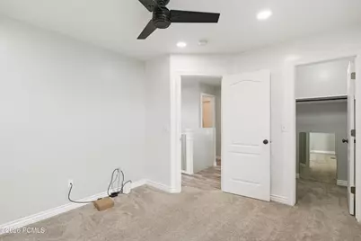 2303 E Hawthorne Street, Saratoga Springs, UT 84043 - Photo 11