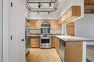 10 La Montagne Ln, Sandy, UT 84092 - Photo 3