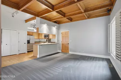 10 La Montagne Lane, Sandy, UT 84092 - Photo 9